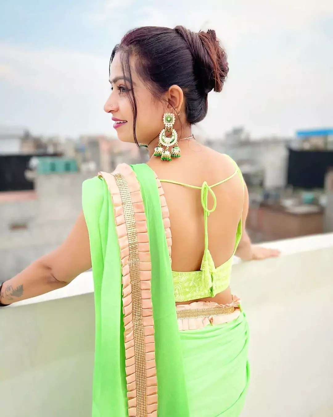 Drishti mishra high class luxury escort agency ahmedabad vip girl